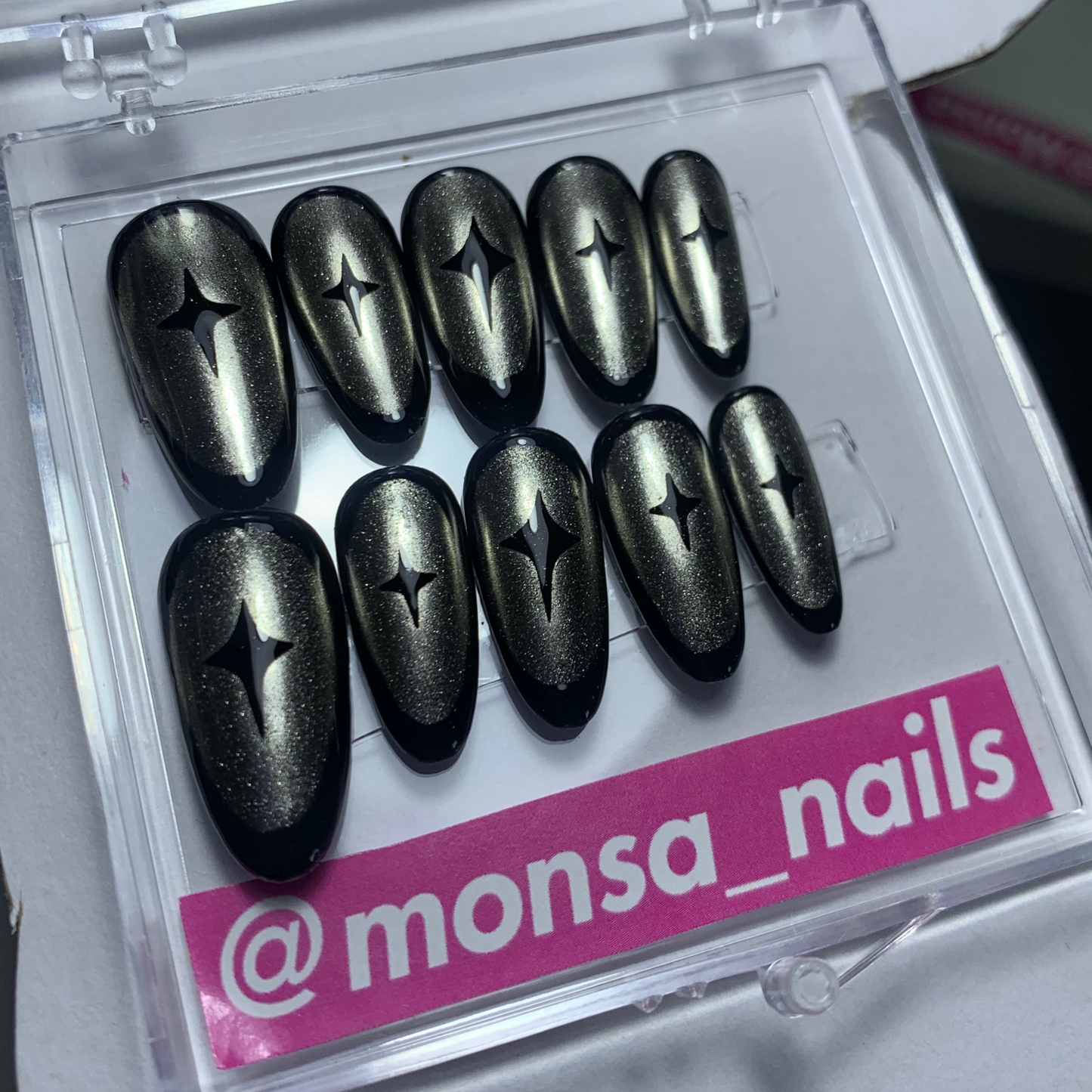 Ojos de plata